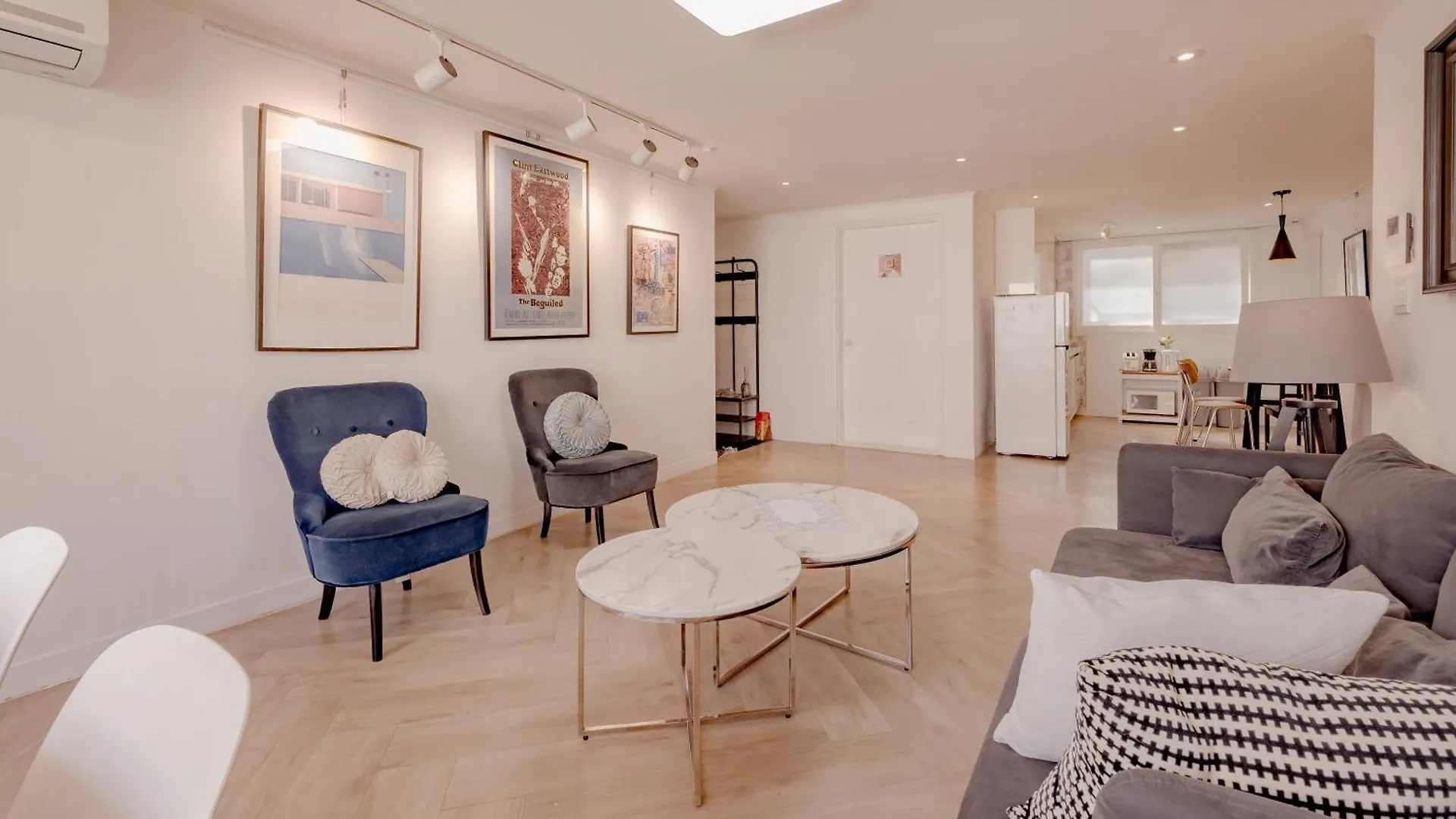 Lägenhet Seoul Traveler'S Hub, Maison De Luxe 302 At Gangnam Sydkorea